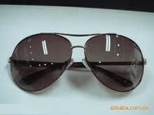 北京鴻澤天誠科貿(mào) 眼鏡銷售領(lǐng)域的最新動態(tài)與服務解析